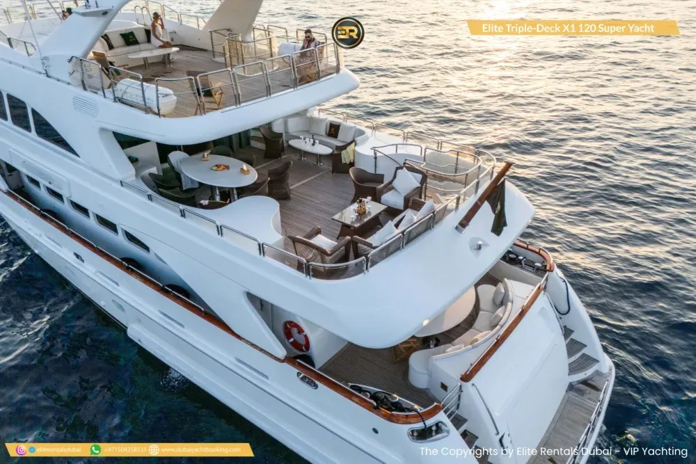 Elite Triple Deck X-350 Yacht w/ Jacuzzi - Thumbnail 9