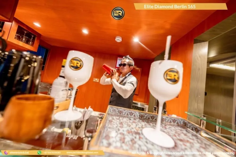 Elite Diamond Berlin 165 Yacht - Thumbnail 9