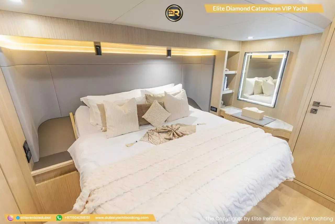 Elite Diamond Catamaran VIP Yacht - Thumbnail 7