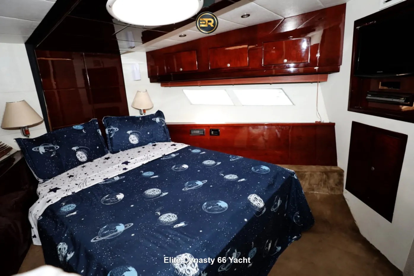 Elite Dynasty 66 Yacht - Thumbnail 5