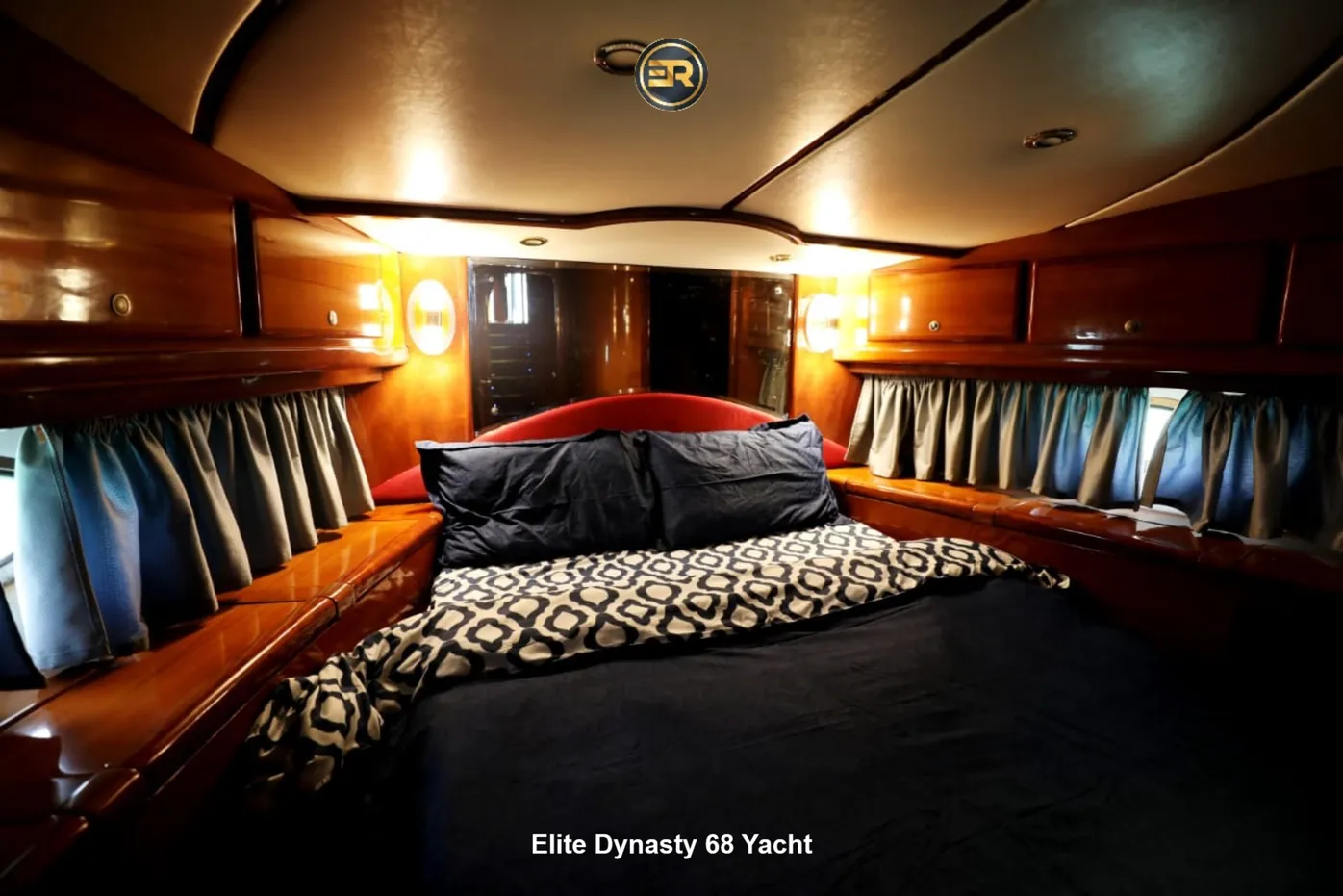 Elite Dynasty 68 Yacht - Thumbnail 7