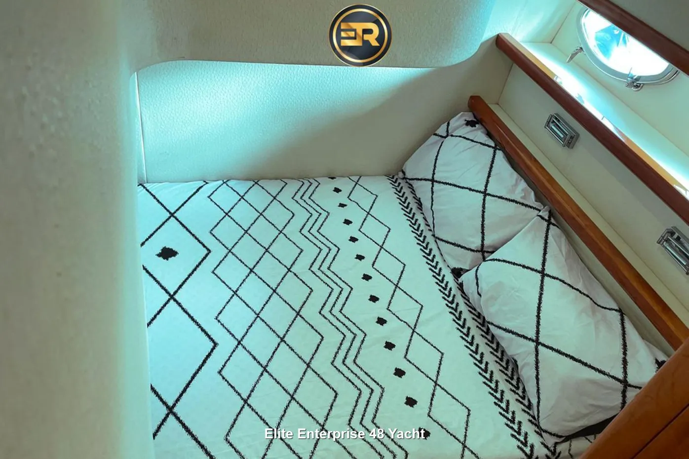 Elite Enterprise 48 Yacht - Thumbnail 5