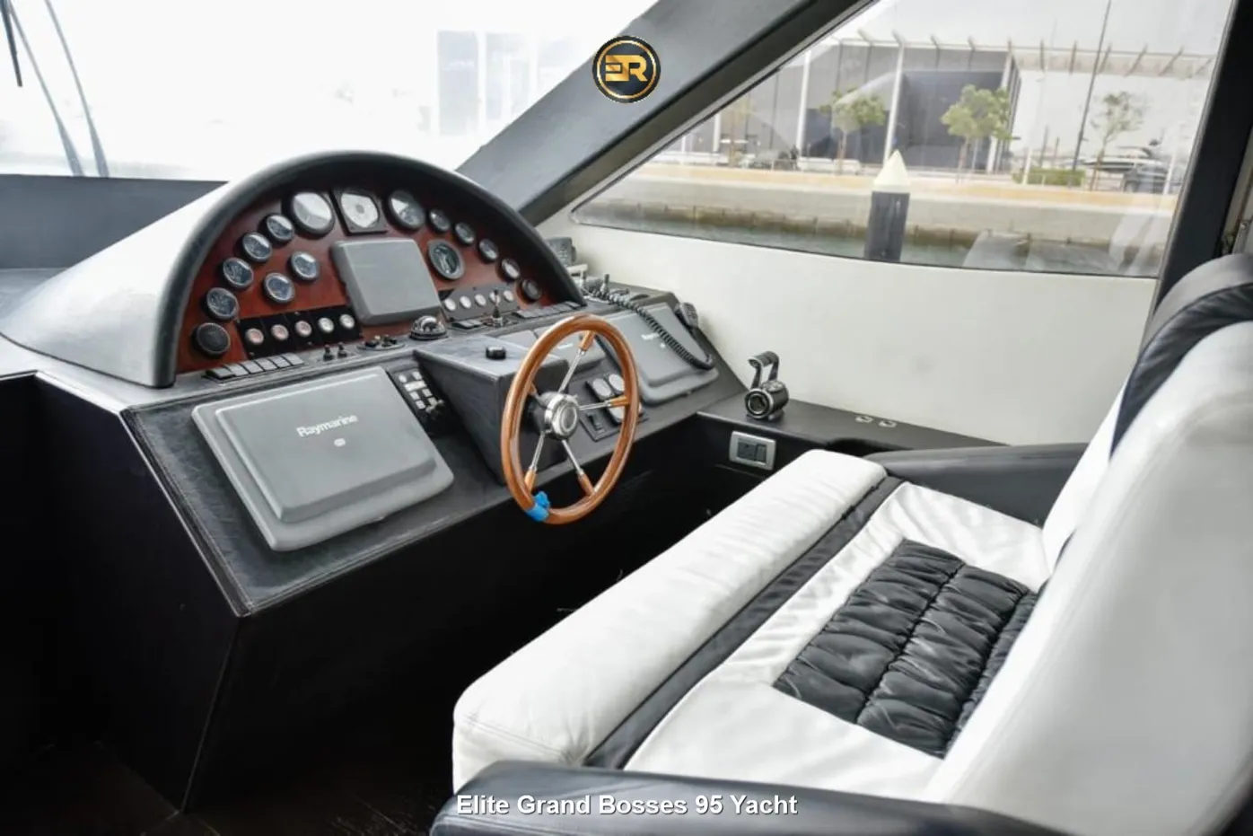 Elite Grand Bosses 95 Yacht - Thumbnail 3