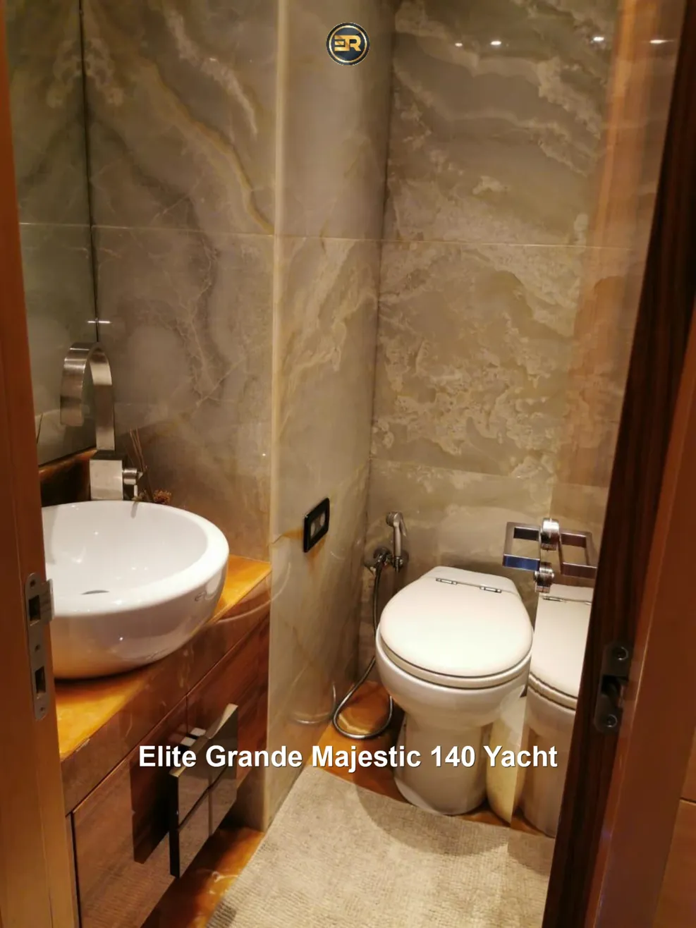 Elite Grande Majestic 140 Yacht - Thumbnail 10