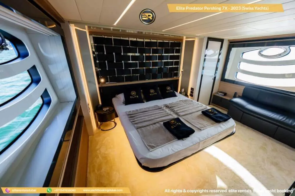 Elite Blue/Grey Pershing Yacht - Thumbnail 2