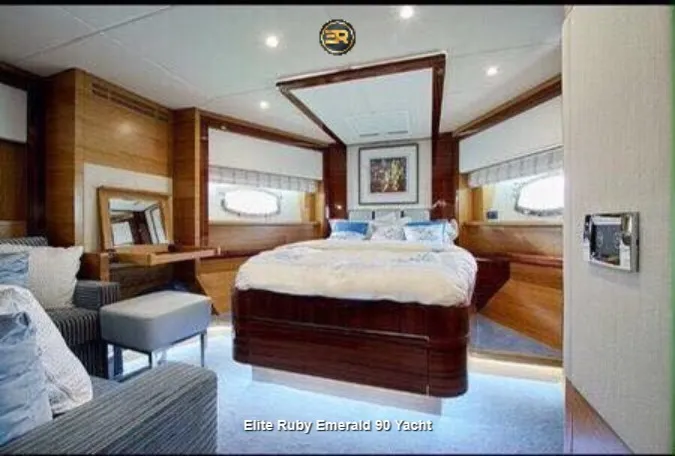Elite Ruby Emerald 90 Yacht - Thumbnail 8