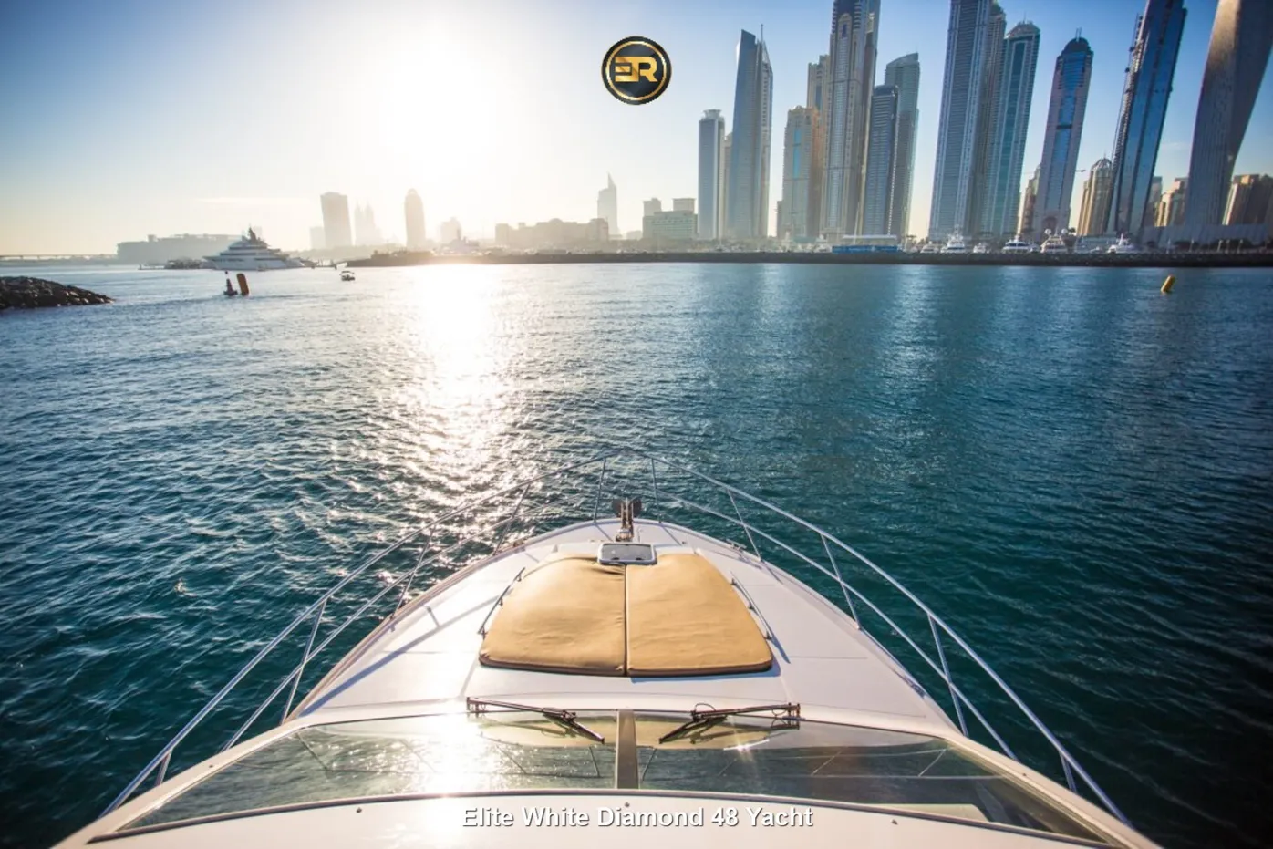 Elite White Diamond 48 Yacht - Thumbnail 4
