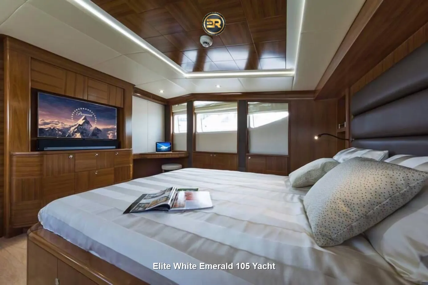 Elite White Emerald 105 Yacht - Thumbnail 2